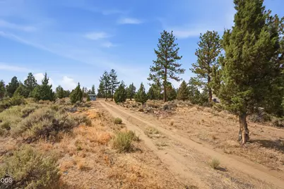 22018 Quebec Court, Bend, OR 97702 - Photo 26