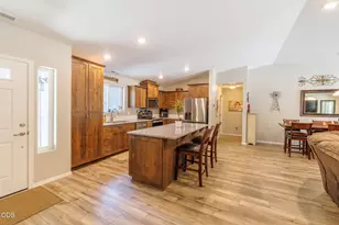 17450 Meadow Way, Bend, OR 97707 - Photo 22