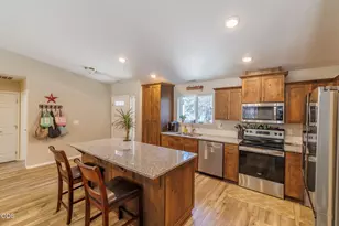 17450 Meadow Way, Bend, OR 97707 - Photo 18