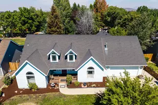 2067 NW Poplar Pl, Redmond, OR 97756 - Photo 38