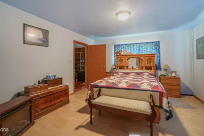 416 W Stewart Avenue, Medford, OR 97501 - Photo 10