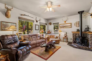 70116 Sorrell Dr, Sisters, OR 97759 - Photo 16