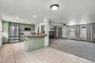 1516 SW 23rd St, Redmond, OR 97756 - Photo 4