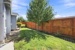 1754 Dragon Tail Pl, Medford, OR 97504 - Photo 36