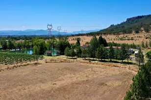 3311 Tresham Ln, Central Point, OR 97502 - Photo 34