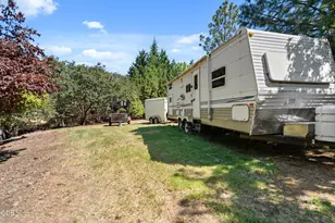 1459 Highcrest Dr, Medford, OR 97504 - Photo 36