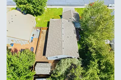1983 NE Jackson Avenue, Bend, OR 97701 - Photo 34