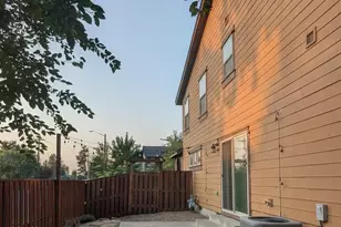20441 Brentwood Ave, Bend, OR 97702 - Photo 22