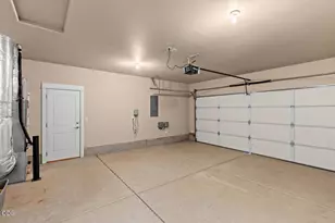 106 Westbrook Dr, Rogue River, OR 97537 - Photo 12