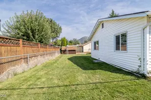 101 Hickory Dr, Rogue River, OR 97537 - Photo 38