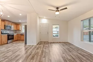 61000 Brosterhous Rd, Bend, OR 97702 - Photo 8