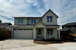 62586 NE Loomis Pl, Bend, OR 97701 - Photo 2