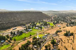 2582 SE Hill St, Prineville, OR 97754 - Photo 6