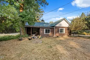 3580 Rockydale Rd, Cave Junction, OR 97523 - Photo 1