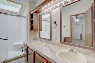 2398 Mulberry Ct, Grants Pass, OR 97527 - Photo 14