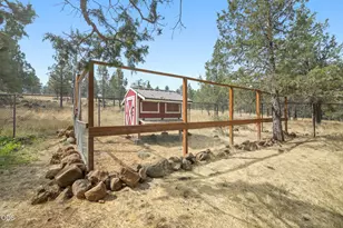 15420 Mustang Rd, Klamath Falls, OR 97603 - Photo 62