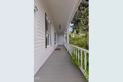 540 E California Street, Jacksonville, OR 97530 - Photo 6