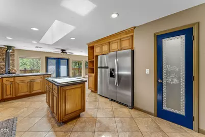 12330 E Evans Creek Road, Rogue River, OR 97537 - Photo 14