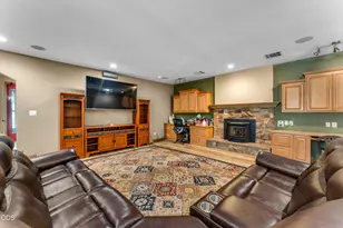 12330 E Evans Creek Rd, Rogue River, OR 97537 - Photo 16