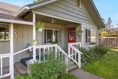 8550 E Evans Creek Road, Rogue River, OR 97537 - Photo 1