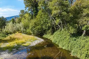 8550 E Evans Creek Rd, Rogue River, OR 97537 - Photo 50