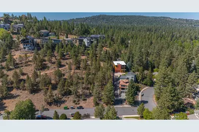 1710 SW Knoll Avenue, Bend, OR 97702 - Photo 4