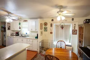 5076 Leonard Rd, Grants Pass, OR 97527 - Photo 4