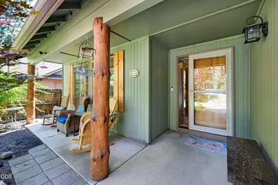 19863 Porcupine Drive, Bend, OR 97702 - Photo 6