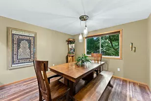 19863 Porcupine Dr, Bend, OR 97702 - Photo 16