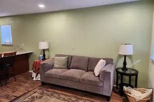56856 Enterprise Dr, Bend, OR 97707 - Photo 2