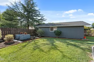 3052 Crystal Mountain Ave, Medford, OR 97504 - Photo 26