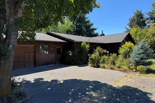 566 NW Reata, Prineville, OR 97754 - Photo 2