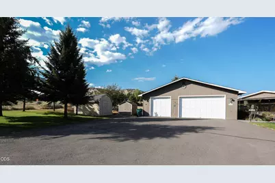 20037 Lefever Street, Klamath Falls, OR 97603 - Photo 10
