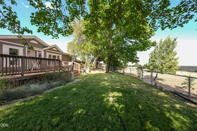 20037 Lefever Street, Klamath Falls, OR 97603 - Photo 2