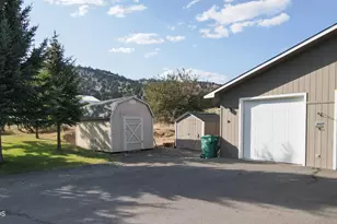 20037 Lefever St, Klamath Falls, OR 97603 - Photo 64