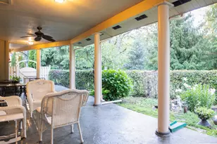 347 Peckerwood Ln, Grants Pass, OR 97527 - Photo 32
