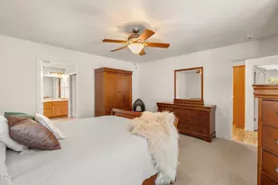2749 Jumpoff Joe Creek Rd, Grants Pass, OR 97526 - Photo 20