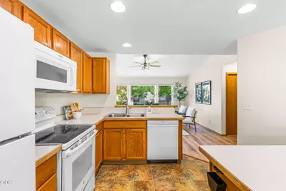 4830 Rebecca Street NE, Salem, OR 97305 - Photo 12