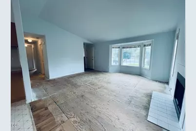 2026 NE Hall Circle, Bend, OR 97701 - Photo 6