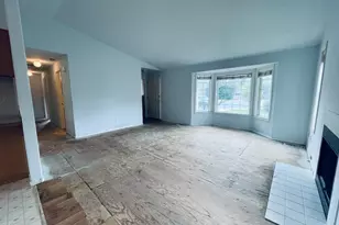 2026 NE Hall Circle, Bend, OR 97701 - Photo 6