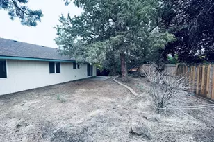 2026 NE Hall Circle, Bend, OR 97701 - Photo 28