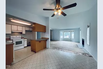 2026 NE Hall Circle, Bend, OR 97701 - Photo 10