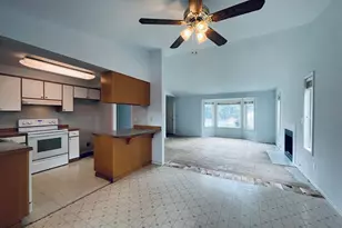 2026 NE Hall Circle, Bend, OR 97701 - Photo 10