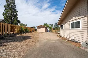 1850 Camp Baker Rd, Medford, OR 97501 - Photo 48