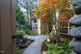 1071 Wildwood Way, Ashland, OR 97520 - Photo 1