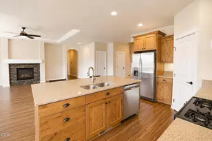 3707 Birddog Dr, Klamath Falls, OR 97603 - Photo 4