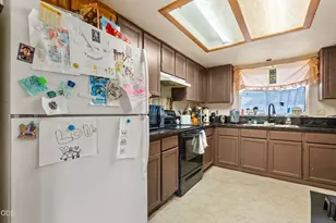 447 Mace Rd, Medford, OR 97501 - Photo 12