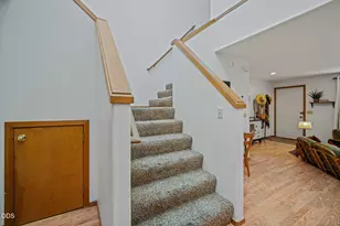 1050 NE Butler Market Rd, Bend, OR 97701 - Photo 16