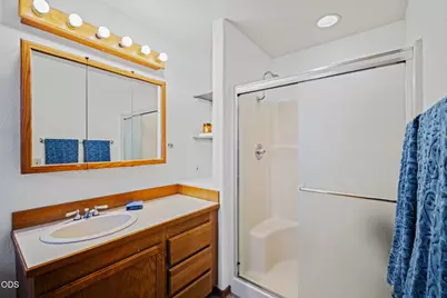 1050 NE Butler Market Road #APT 37, Bend, OR 97701 - Photo 28