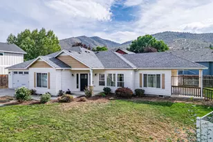 1630 Summer Pl, Talent, OR 97540 - Photo 4